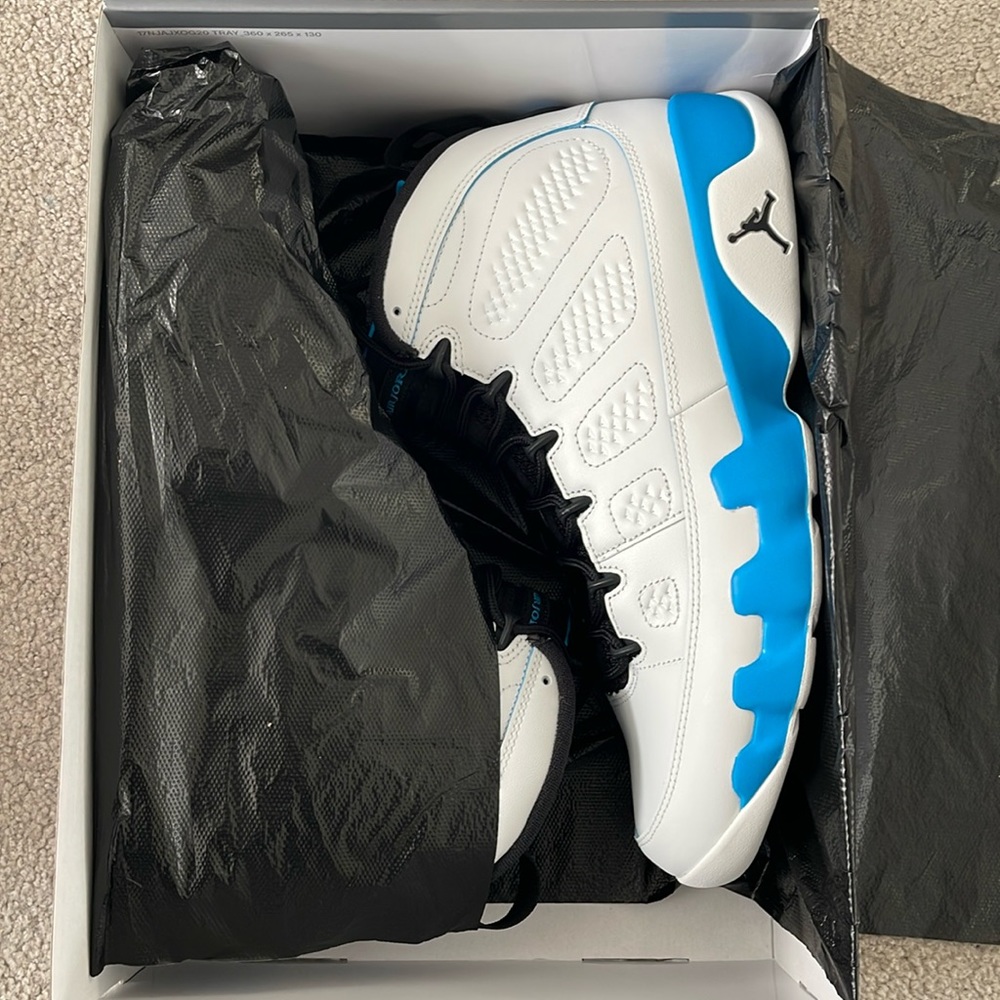Air Jordan Retro 9 Powder Blue 2024 Sz 13 New!